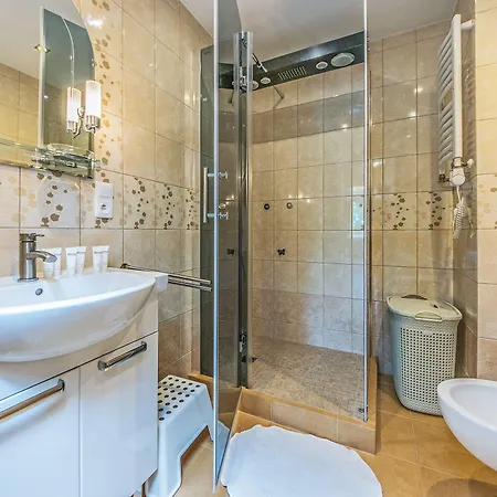 Lägenhet Victus Bright With Parking By Renters Sopot