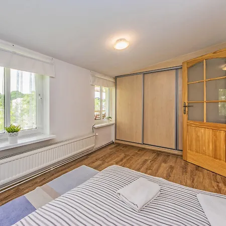 Victus Apartamenty, Victus Meru