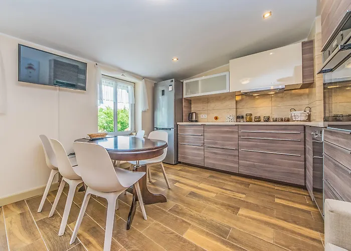 Victus Apartamenty, Victus Meru アパート *